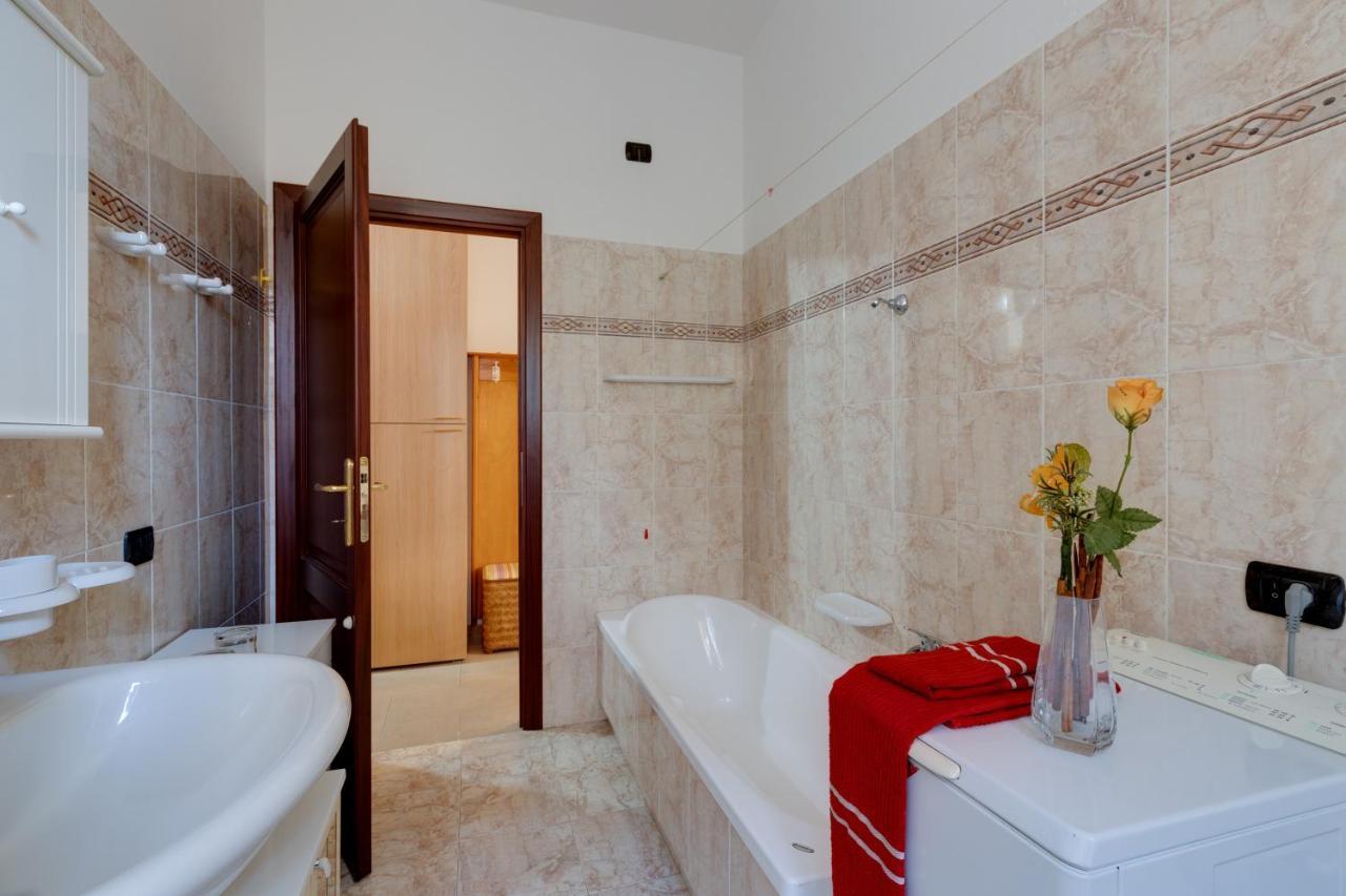 Casa Vacanze Maria Bosa Esterno foto