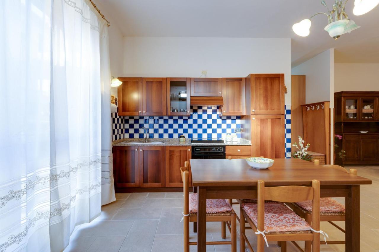Casa Vacanze Maria Bosa Esterno foto