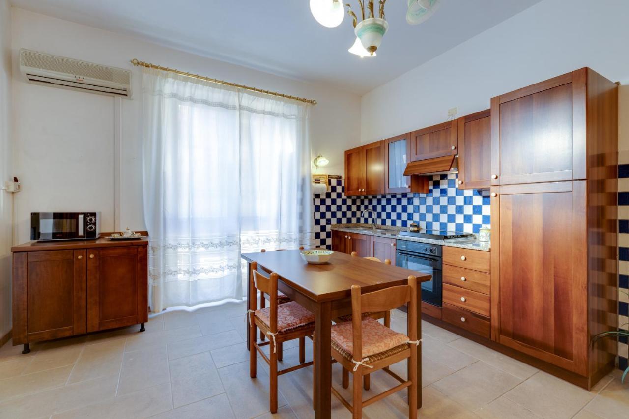 Casa Vacanze Maria Bosa Esterno foto